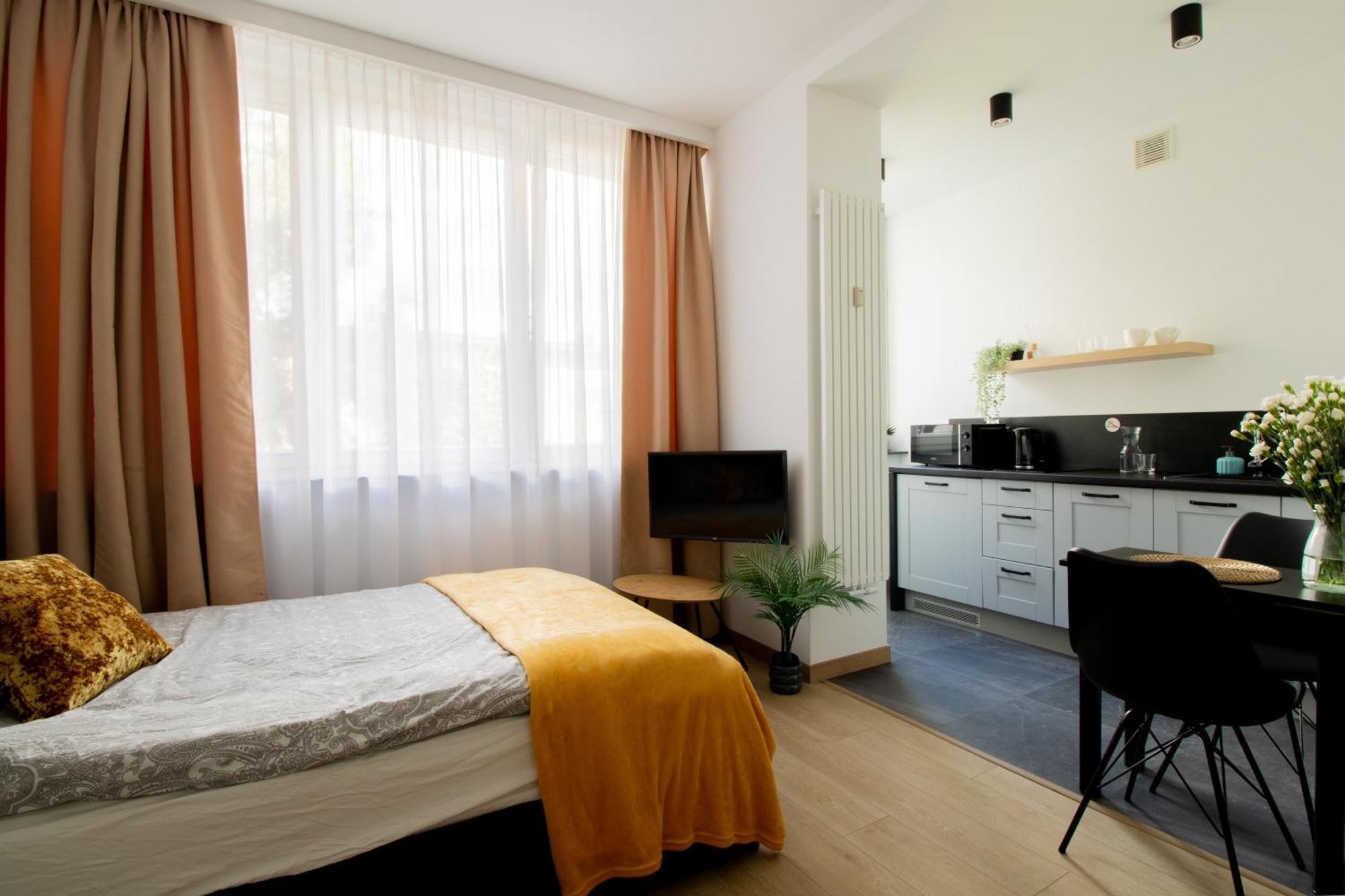 Piotrapartments - Big Life In Warszawa